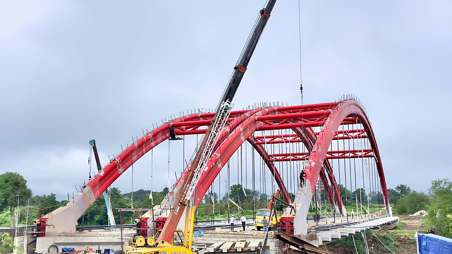 Chủ tịch UBND tỉnh Gia Lai kiểm tra 4 dự án trọng điểm phía Đông
