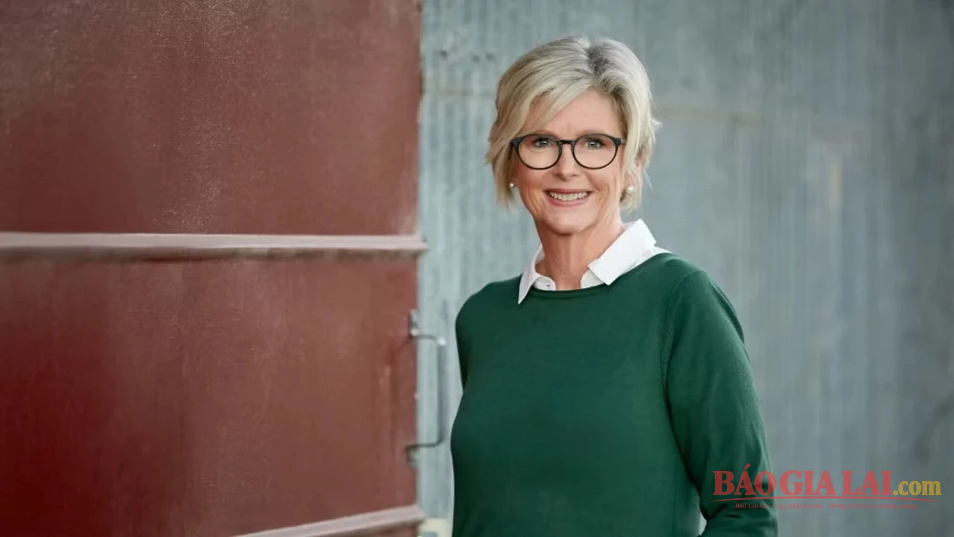 Nữ nghị sĩ Helen Haines bị ô tô đâm bên ngoài văn phòng tại Australia